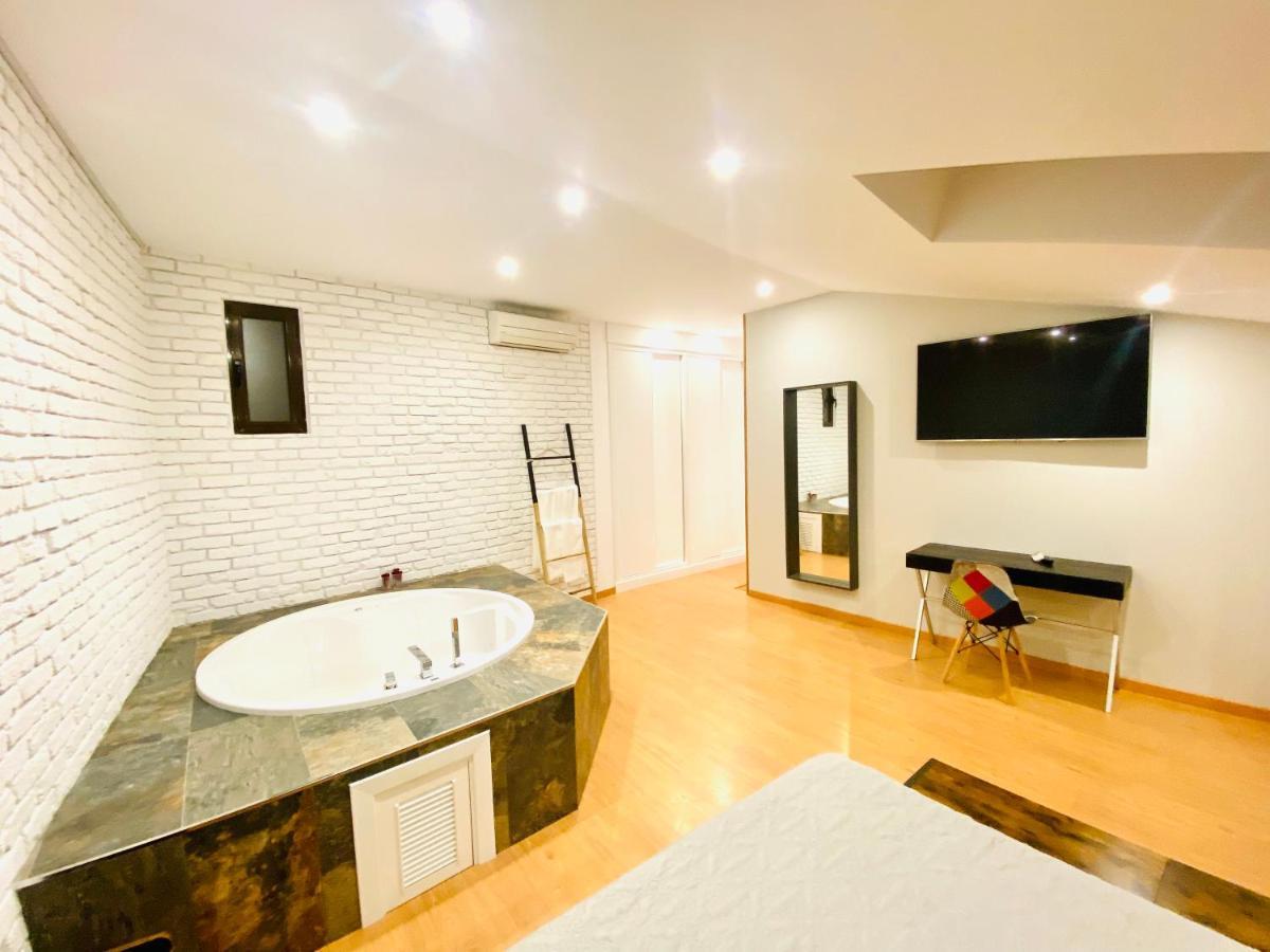 Suite Sorpresa Vut La Taberna Аренас-де-Сан-Педро Экстерьер фото