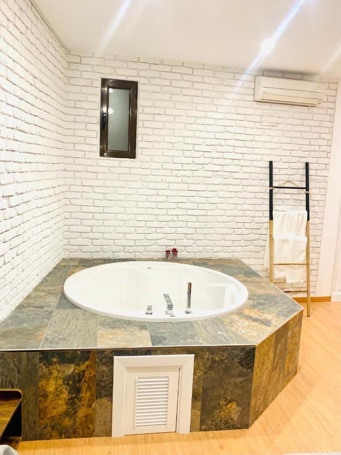 Suite Sorpresa Vut La Taberna Аренас-де-Сан-Педро Экстерьер фото
